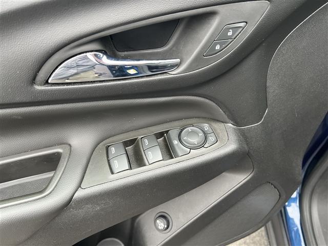 used 2023 Chevrolet Equinox car, priced at $21,346