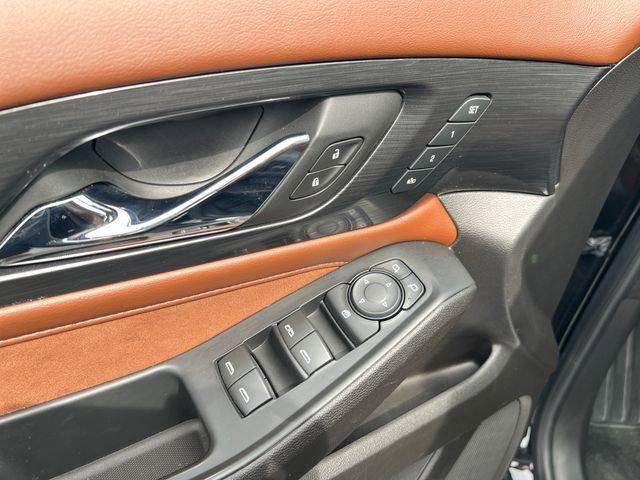 used 2018 Chevrolet Traverse car, priced at $23,776