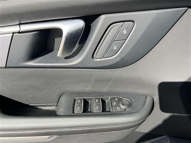 used 2025 Buick Enclave car, priced at $41,399