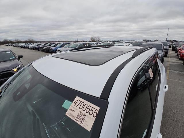 used 2025 Chevrolet Traverse car, priced at $38,999