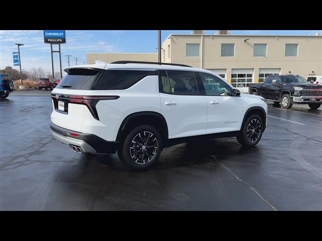 used 2025 Chevrolet Traverse car, priced at $38,928