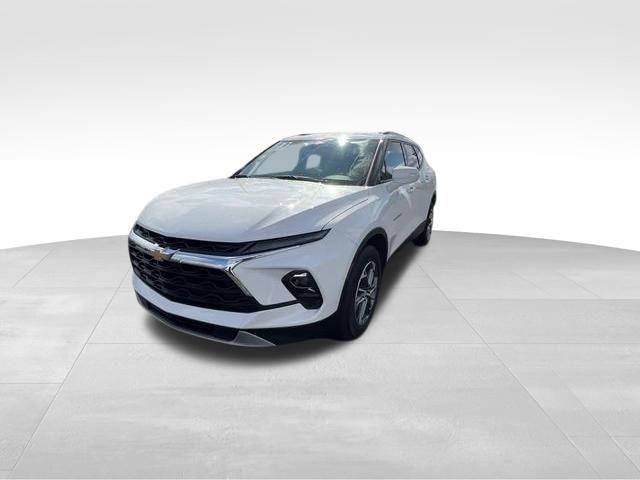 used 2024 Chevrolet Blazer car, priced at $31,332