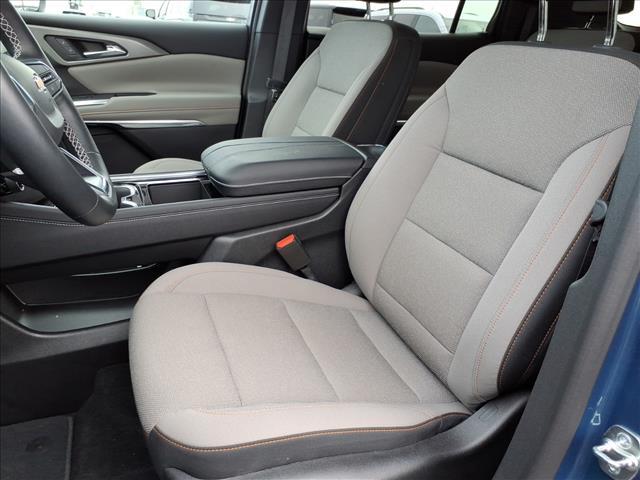 new 2025 Chevrolet Traverse car, priced at $39,332