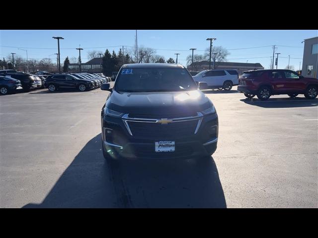 used 2023 Chevrolet Traverse car, priced at $26,599