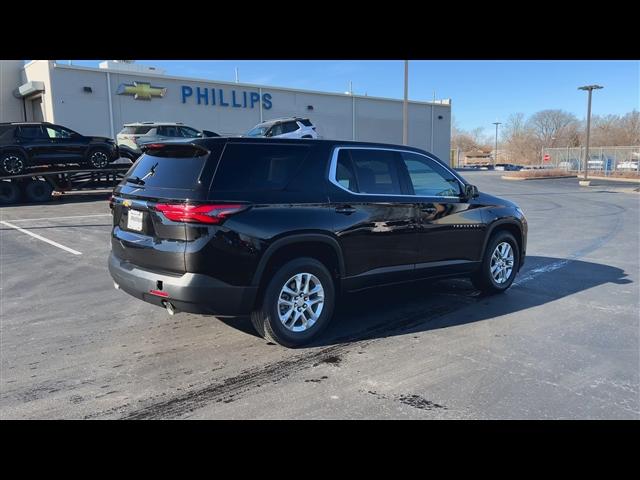 used 2023 Chevrolet Traverse car, priced at $26,599