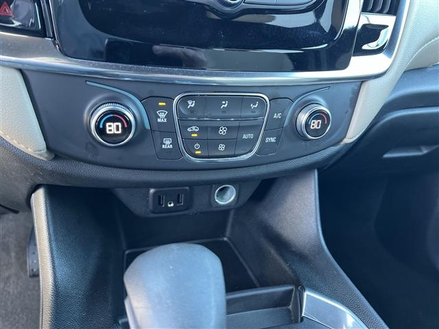 used 2023 Chevrolet Traverse car, priced at $26,599