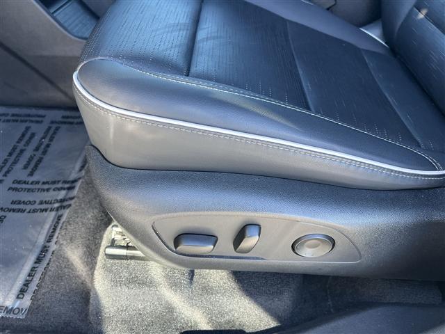 used 2025 Buick Enclave car, priced at $38,784