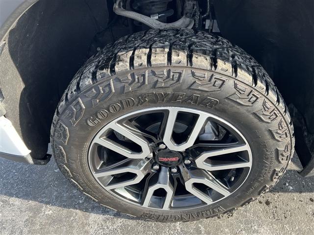 used 2025 GMC Sierra 1500 car, priced at $56,999