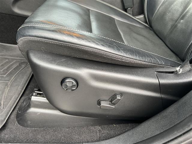 used 2021 Jeep Grand Cherokee car, priced at $22,596