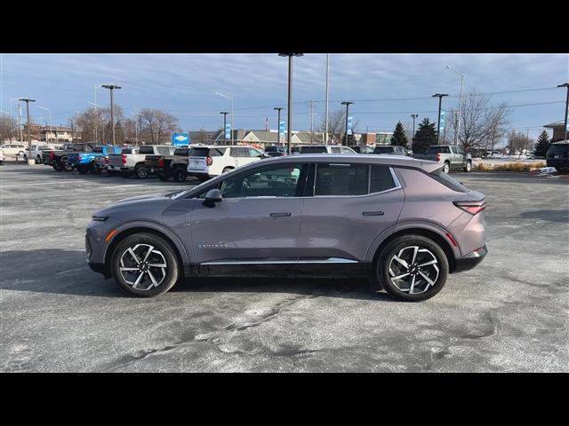 used 2025 Chevrolet Equinox EV car, priced at $23,999
