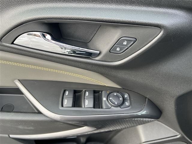 used 2024 Chevrolet Trax car, priced at $22,492