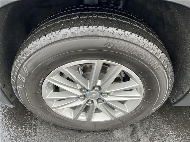 used 2023 Chevrolet Traverse car, priced at $28,999