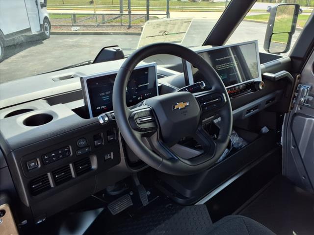 new 2025 Chevrolet BrightDrop 400 car, priced at $81,035