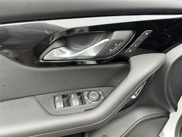 used 2022 Chevrolet Blazer car, priced at $29,999