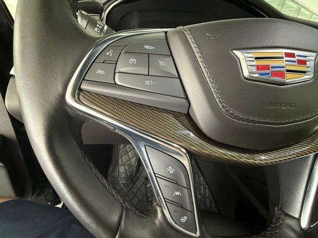 used 2022 Cadillac XT5 car, priced at $32,222