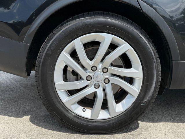 used 2020 Land Rover Discovery car, priced at $23,224