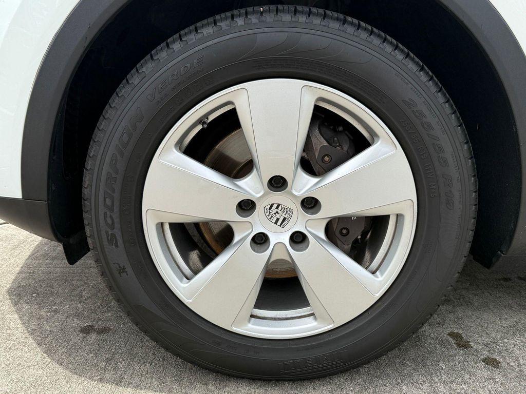 used 2020 Porsche Cayenne car, priced at $33,224