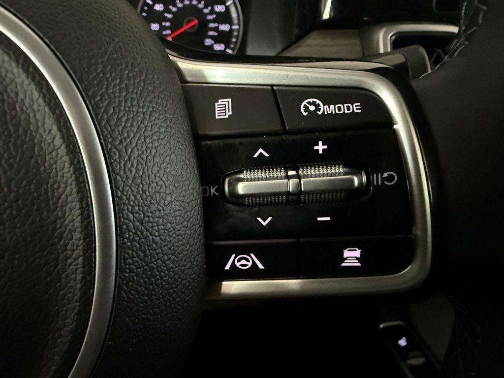 used 2023 Kia Sorento car, priced at $31,224