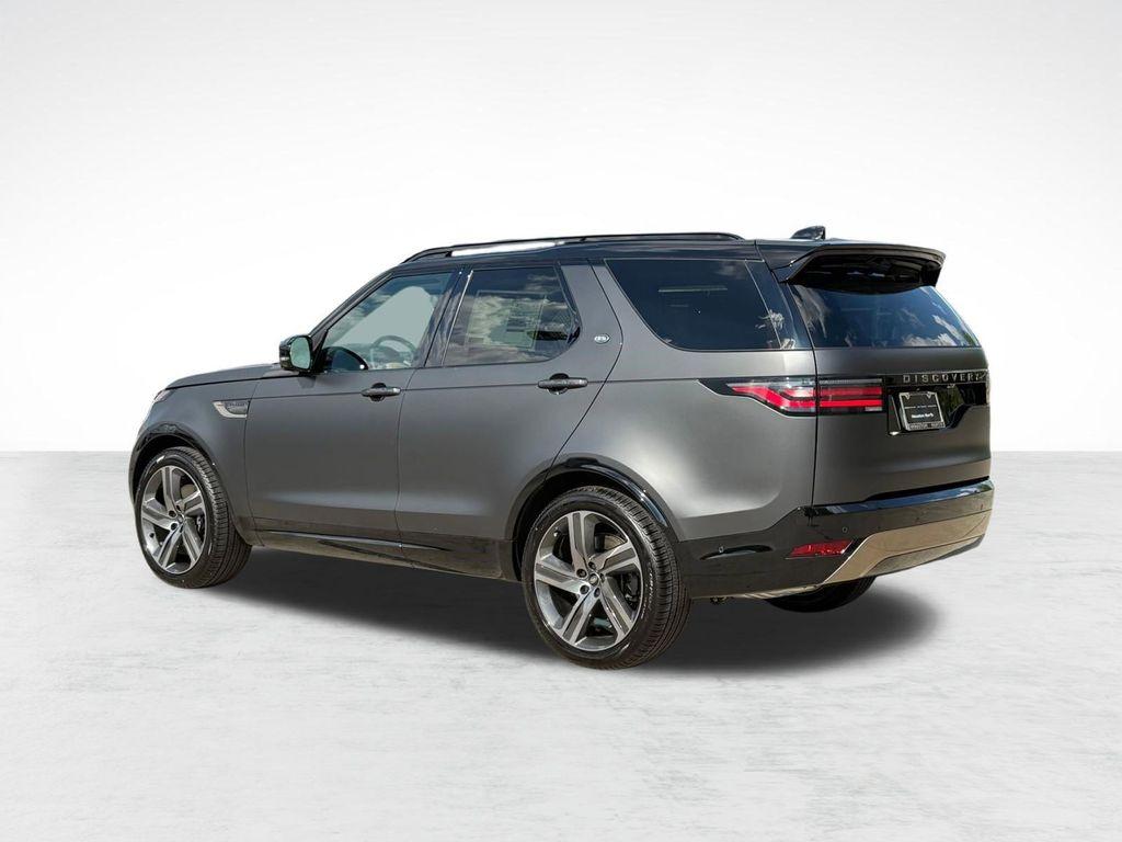 new 2026 Land Rover Discovery car, priced at $89,011