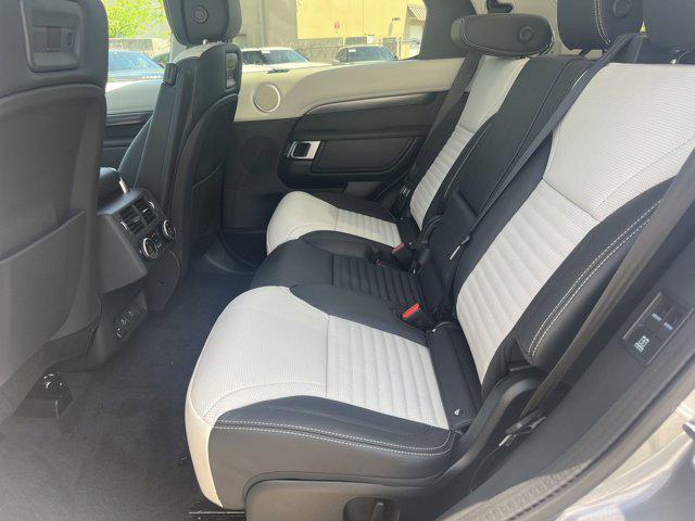new 2025 Land Rover Discovery car, priced at $75,048