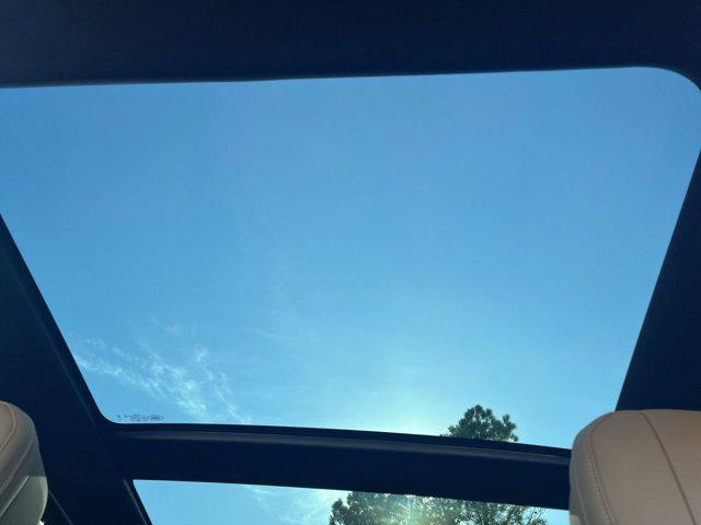 new 2025 Land Rover Range Rover Sport car, priced at $91,835