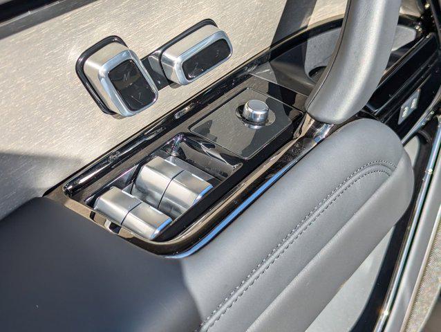 new 2026 Land Rover Range Rover car, priced at $233,532