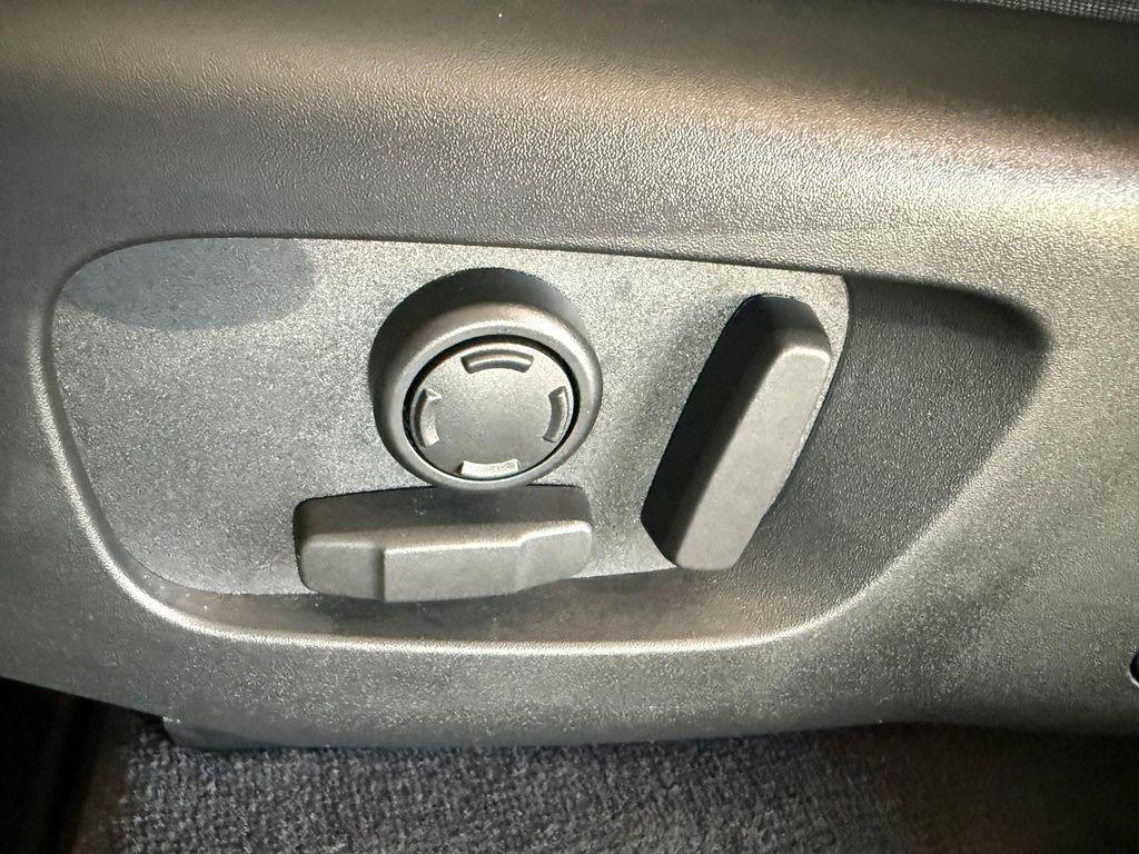 used 2024 Land Rover Range Rover Velar car, priced at $43,224