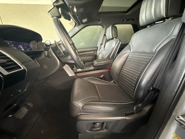 used 2019 Land Rover Discovery car, priced at $18,724