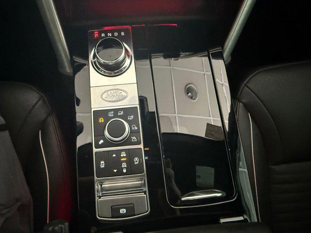 used 2019 Land Rover Discovery car, priced at $18,724