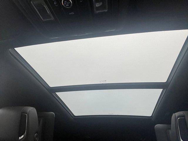 used 2022 Cadillac Escalade ESV car, priced at $68,999