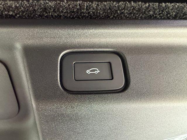 new 2026 Land Rover Range Rover car, priced at $157,861