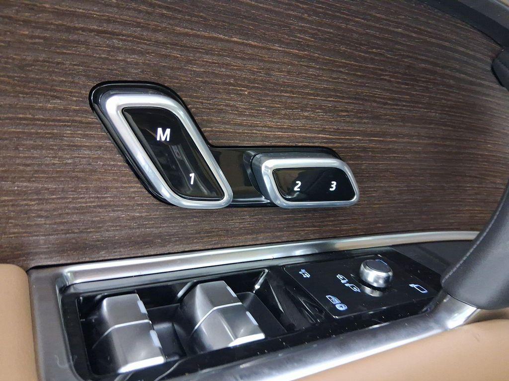 new 2026 Land Rover Range Rover car, priced at $138,995