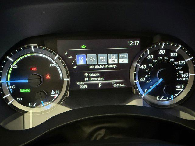 used 2023 Toyota Highlander Hybrid car, priced at $33,999