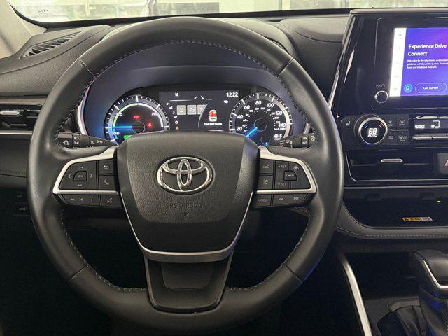 used 2023 Toyota Highlander Hybrid car, priced at $33,999