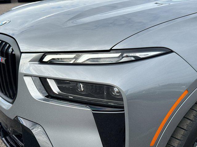 new 2026 BMW X7 car, priced at $125,355