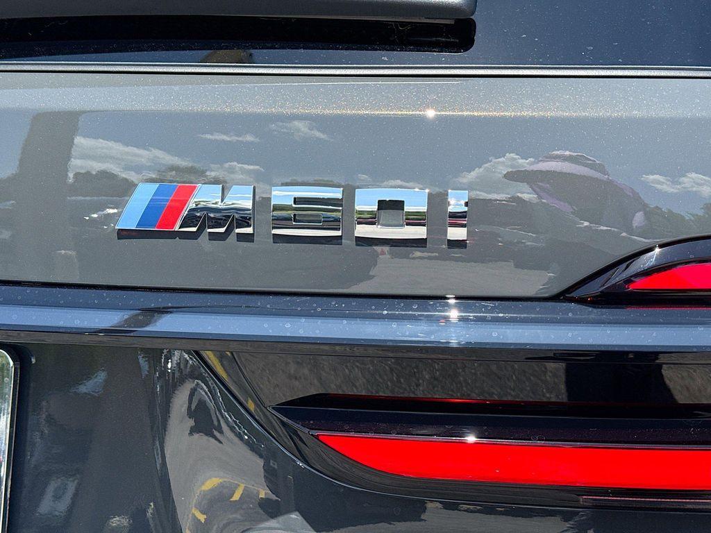 new 2027 BMW X7 car, priced at $129,085