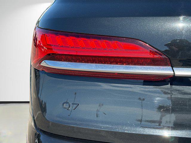 used 2025 Audi Q7 car, priced at $46,561
