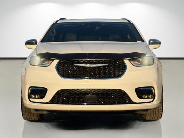 used 2022 Chrysler Pacifica car, priced at $33,587
