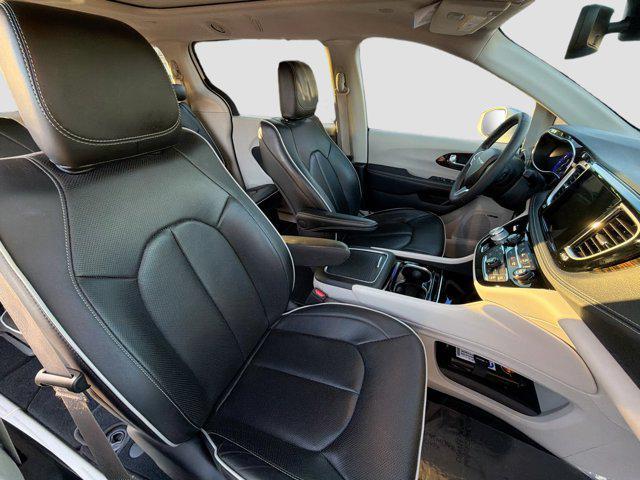 used 2022 Chrysler Pacifica car, priced at $33,587