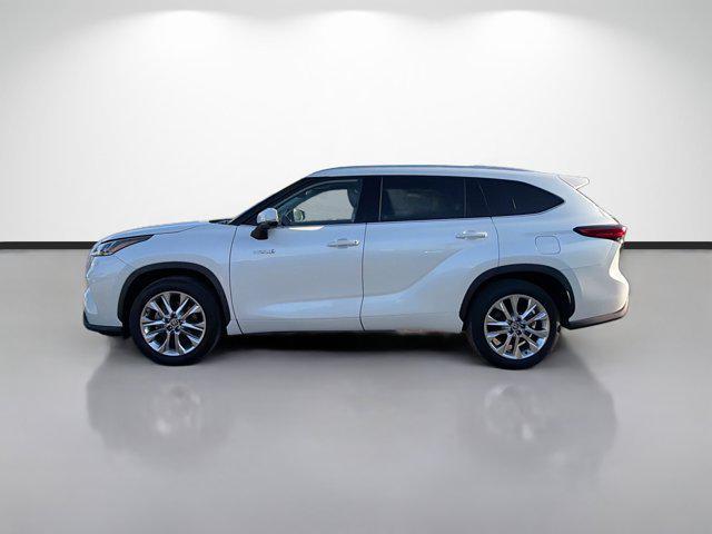 used 2021 Toyota Highlander Hybrid car, priced at $30,358