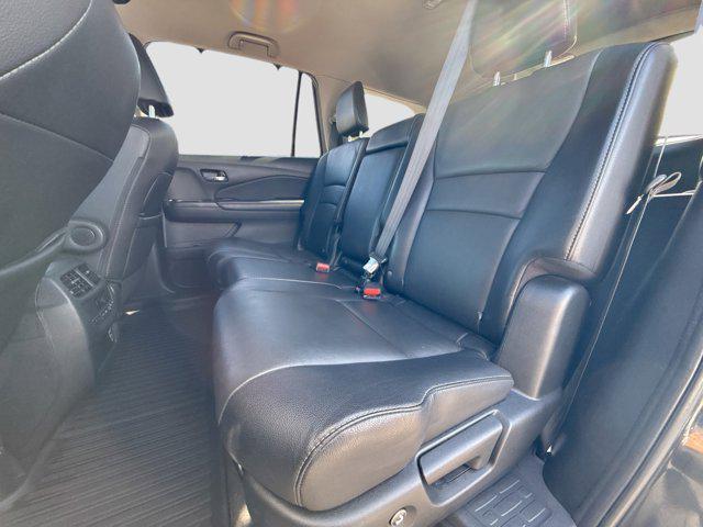 used 2021 Honda Pilot car, priced at $20,992