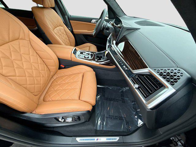 new 2026 BMW X7 car, priced at $94,600
