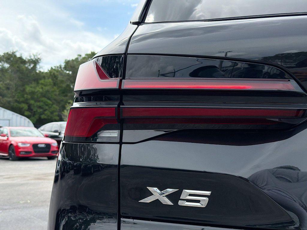 used 2024 BMW X5 car