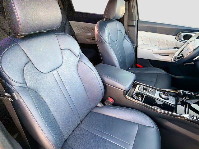 used 2022 Kia Sorento Plug-In Hybrid car, priced at $23,852