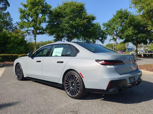 new 2025 BMW 760 car, priced at $140,435