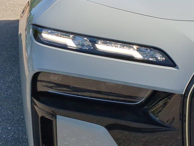 new 2025 BMW 760 car, priced at $140,435