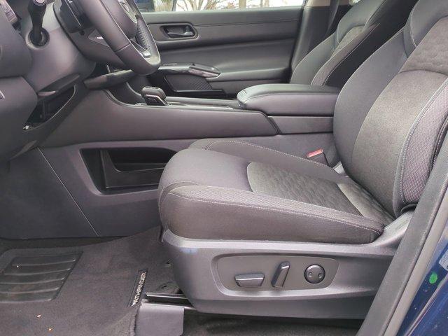 used 2025 Nissan Pathfinder car, priced at $29,874