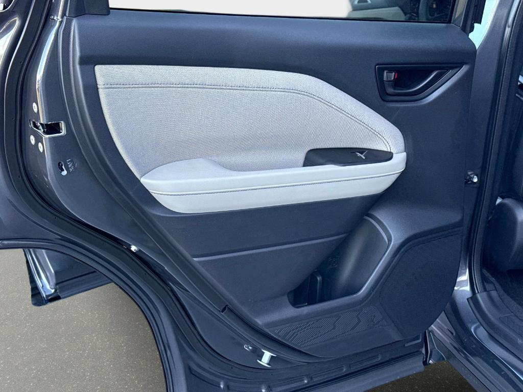 new 2026 Subaru Forester car, priced at $37,012