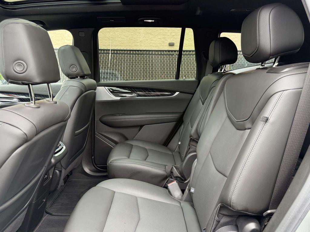 used 2023 Cadillac XT6 car, priced at $37,422