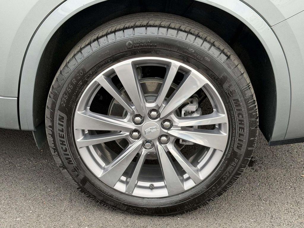 used 2023 Cadillac XT6 car, priced at $37,422